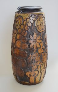 Andrew Bergloff studio pottery vase.