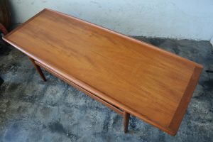 Grete Jalk teak coffee table